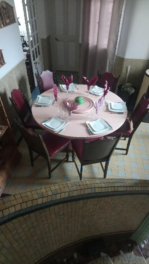Chambre D'Hote Dans Maison Atypique Possibilite 1 Lit Supplementaire Pour 15 Euros Sancoins Kültér fotó